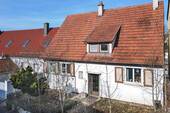 Objektbild - . Eigenheim statt Miete . Haus mit kleinem Garten und Ausbaumöglichkeiten