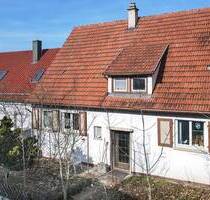. Eigenheim statt Miete . Haus mit kleinem Garten und Ausbaumöglichkeiten - Meßstetten