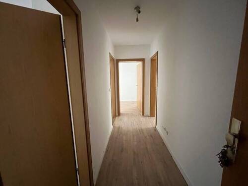 Flur.jpg - 2 Zimmer Etagenwohnung in Zwickau