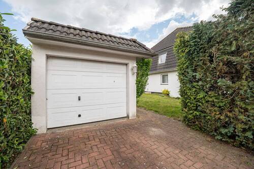 Garage - 
