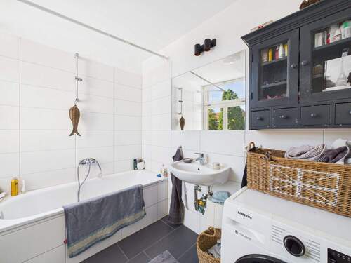 Badezimmer - 2 Zimmer Etagenwohnung zur Miete in Lübeck