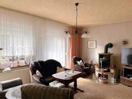 Wohnzimmer mit Kamin - 