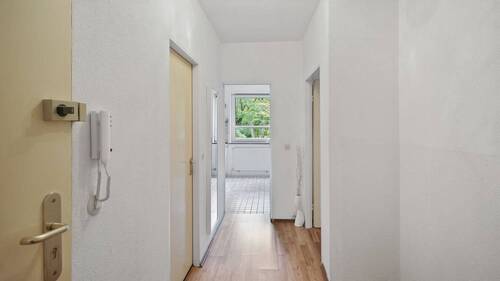 Flur - 2 Zimmer Etagenwohnung in Berlin