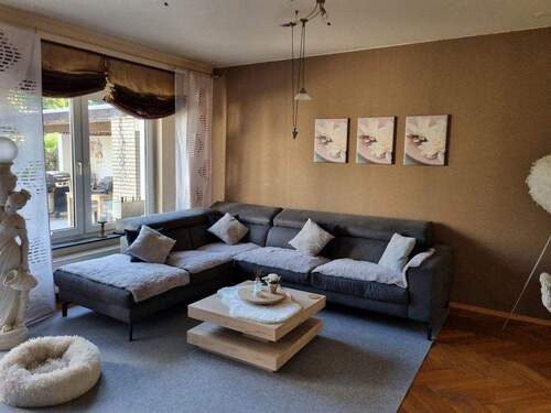 Wohnbereich - Einfamilienhaus mit 250,00 m&sup2; in Porta Westfalica zum Kaufen