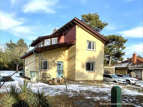 Ihr neues Zuhause in Schulzendorf - Zukunftssicher leben im modernen, fast autarken Einfamilienhaus