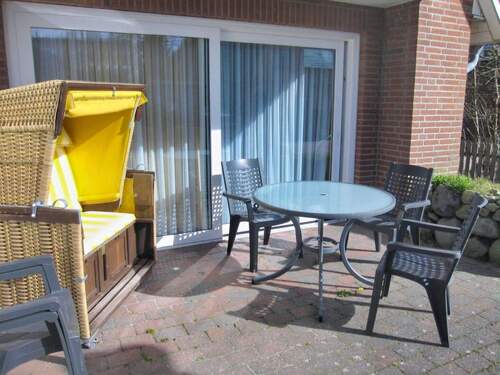 Südterrasse mit Strandkorb - 