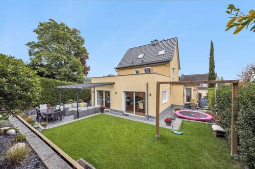 Gartenansicht - 6 Zimmer Einfamilienhaus in Bonn