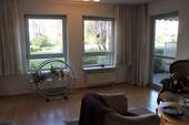 Helles Wohnzimmer...... - 2 Zimmer Etagenwohnung zum Kaufen in Forchheim