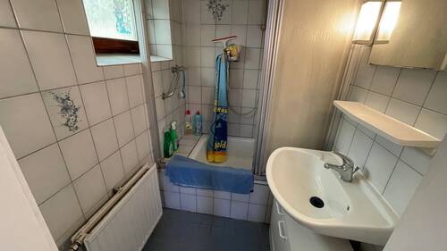 Haus 25a Duschbad im EG - 