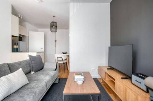 Bild 1 - 2 Zimmer Etagenwohnung zur Miete in Berlin