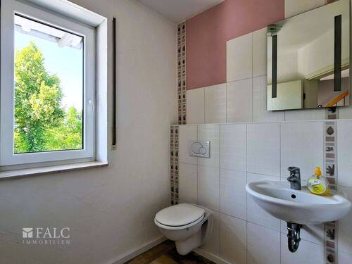 Gäste WC - Doppelhaushälfte mit 120,00 m² in Trier zur Miete