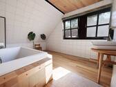 Wannenbad OG - Wohnbeispiel! - 