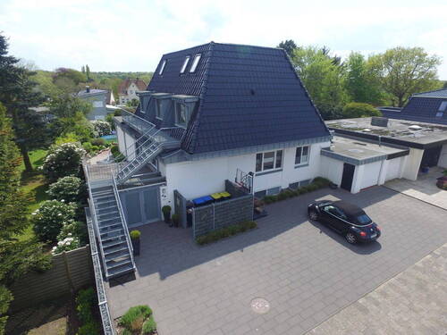 Hausansicht von oben - 1 Zimmer Einfamilienhaus zum Kaufen in Cuxhaven