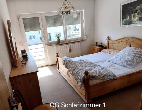 OG Schlafzimmer 1 - 5 Zimmer Reihenmittelhaus zum Kaufen in Reutlingen