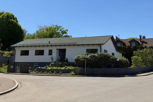 Hauptansicht Haus - 