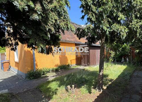 …vom sonnigen Innenhof ins Haus - Mehrfamilienhaus, Wohnhaus mit 70,50 m² in Wust-Fischbeck zum Kaufen