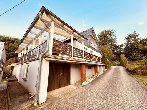 2.1. Hausansicht - 5 Zimmer Einfamilienhaus in Dockweiler