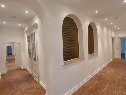 20260219_140855.jpg - Exklusive 7 ZKB-Altbauwohnung in der Trierer Innenstadt