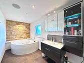 Badezimmer .jpg - 