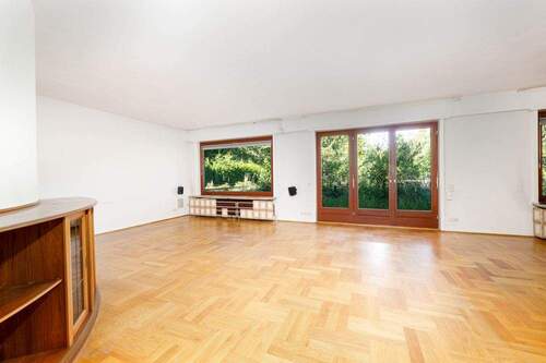 Wohnzimmer - 3 Zimmer Etagenwohnung zum Kaufen in Hamburg