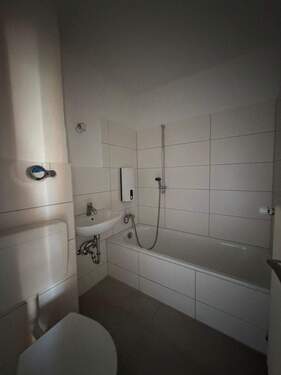 Baden - Etagenwohnung mit 70,60 m&sup2; in Kirchseeon zur Miete