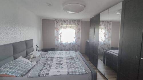 Schlafzimmer EG - 