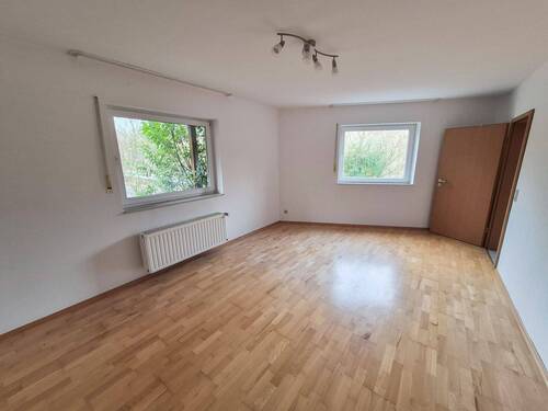 Wohnzimmer - 5 Zimmer Reihenendhaus zum Kaufen in Puderbach VG