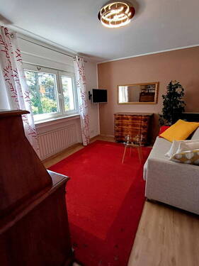 Arbeits-/oder Schlafzimmer - 