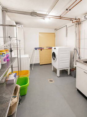 Keller - Waschraum - 