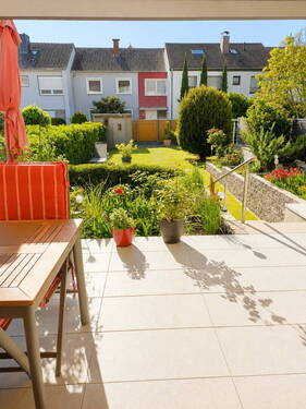 Ausblick in den Garten - 