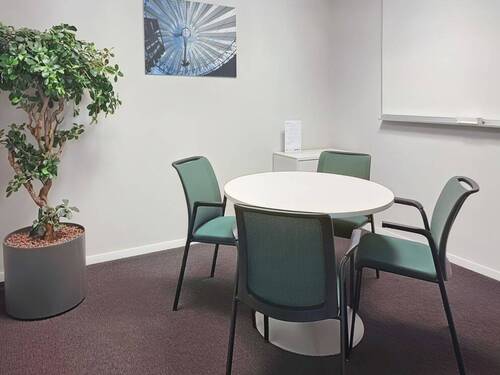 Regus_Unter den Linden 21_Germany_Centre 0527_Meet - 