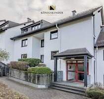Renovierte 3,5-Zimmer-Wohnung mit Garten, Terrasse, Hobbyraum und TG-Stellplatz - Stuttgart / Obertürkheim