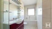 Badezimmer OG - 5 Zimmer Reihenmittelhaus in Kaltenkirchen