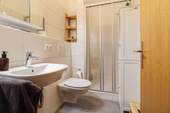 Badezimmer 1. OG - 