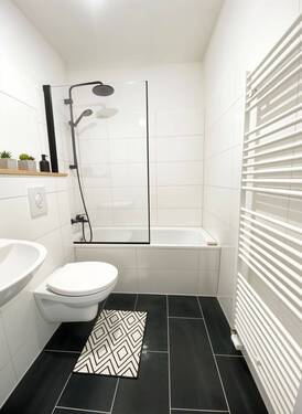 Bad - (KI generiert) - 