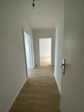 Flur - 3 Zimmer Etagenwohnung zum Kaufen in Berlin