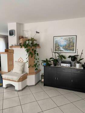 Wohnzimmer mit Kachelofen - 