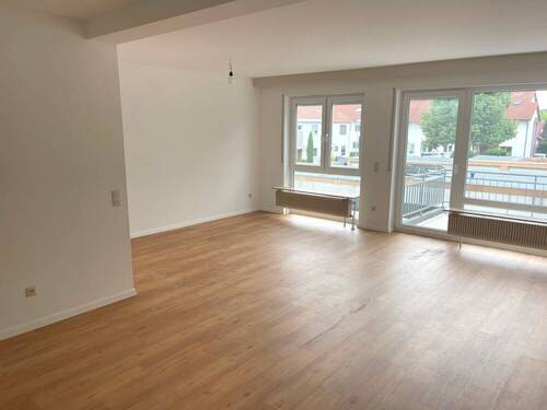 Wohn-Esszimmer - 