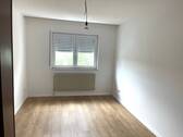 Zimmer 2, OG - 