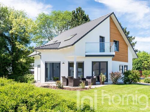 Beispiel (freepik.com) - Baugrundstück in ruhiger Lage für ein EFH bei Bautzen