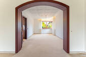 Blick vom Wonzimmer ins Esszimmer - 