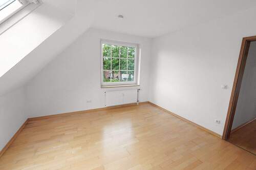 Gäste-/Arbeitszimmer - 