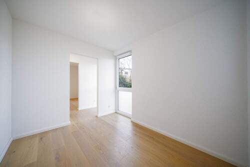 Ankleide/ Kinderzimmer 2 - 