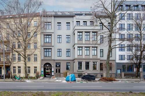 Hausansicht - 7 Zimmer Etagenwohnung in Berlin