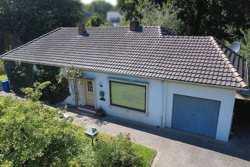 Titelbild - 5 Zimmer Bungalow zum Kaufen in Bremen