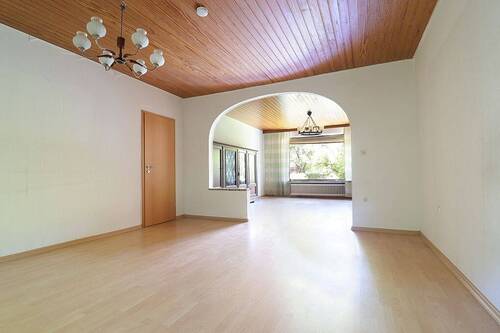 Wohnzimmer - Bungalow mit 145,00 m² in Bremen zum Kaufen