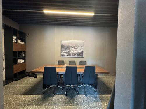 Meetingbereich - Repräsentatives Büro mit Lager in Hüttenberg zu vermieten