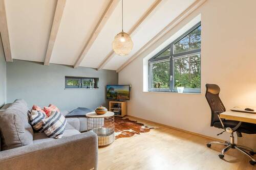 Zimmer 2 - 