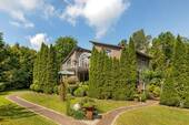 Hinteransicht - 7 Zimmer Einfamilienhaus zum Kaufen in Buchholz in der Nordheide