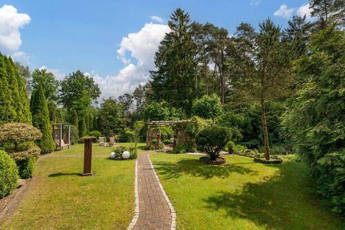 Hinterer Gartenbereich - 